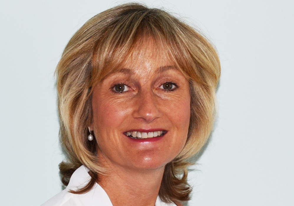 Dr Liz Evans - MBBS MRCGP FRSH DCH